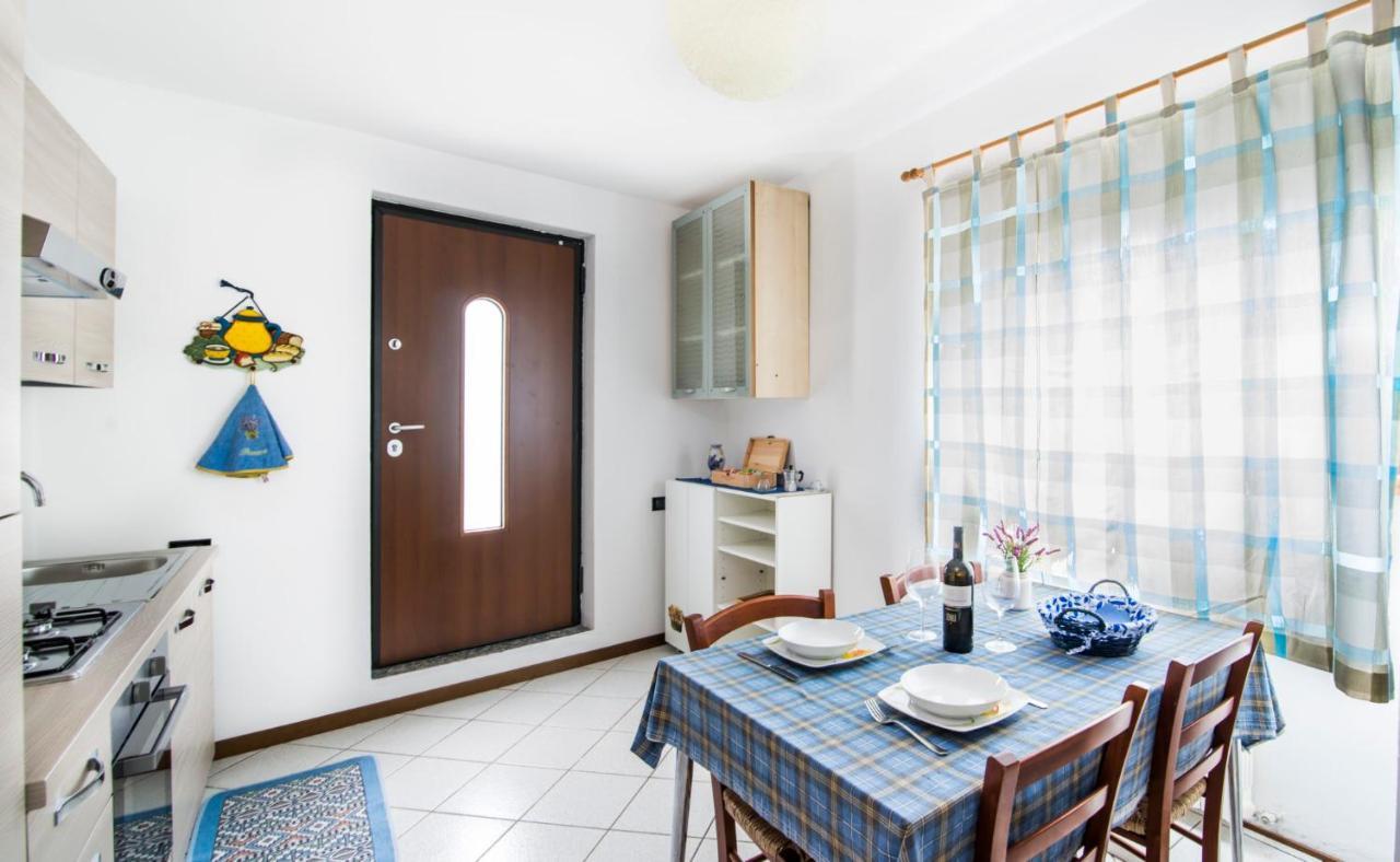 Casa Vacanze Linda 게라 라리오 외부 사진